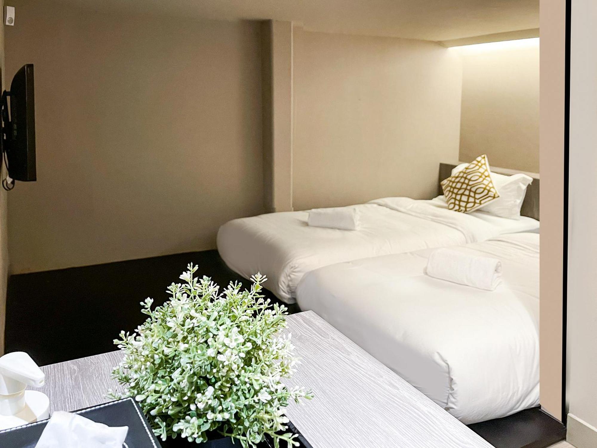 St Signature Jalan Besar Singapore Exterior photo